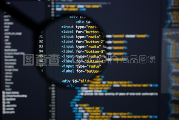 以真實HTML代碼開發屏幕 編程工作流摘要與運營實踐